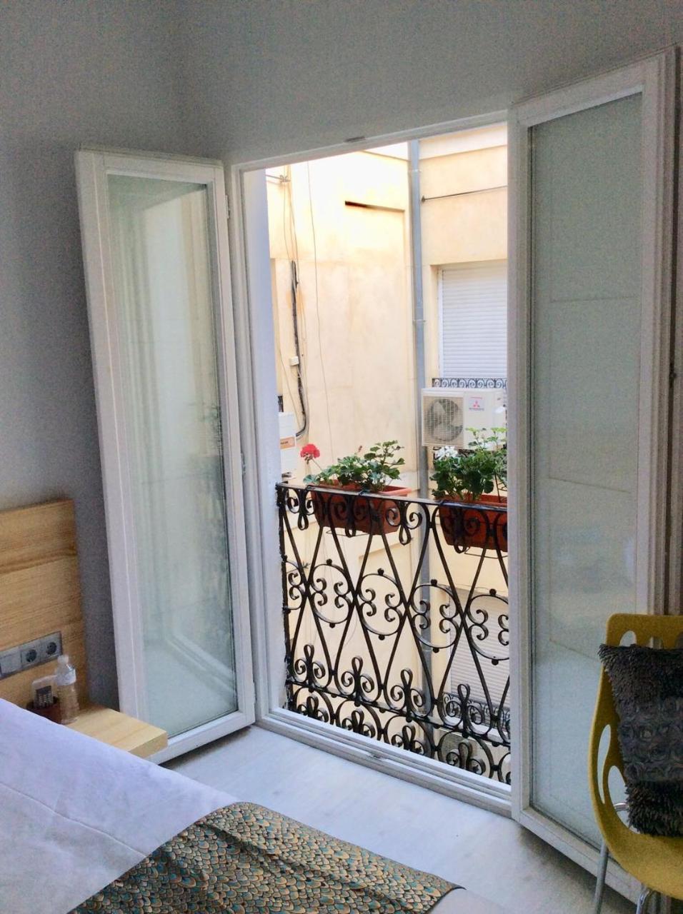 Palacio Luna Guest house 3*