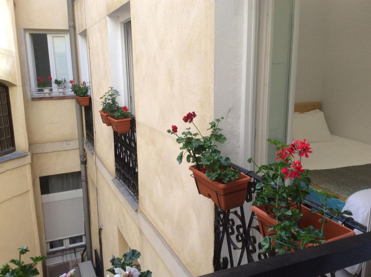 Guest house Palacio Luna Madrid